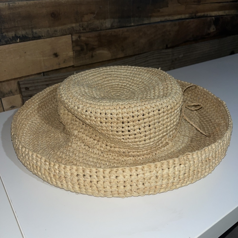 Toucan Collection New York 100% Natural Straw Hat Honey Color With Tied String